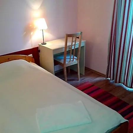 B&B 3*